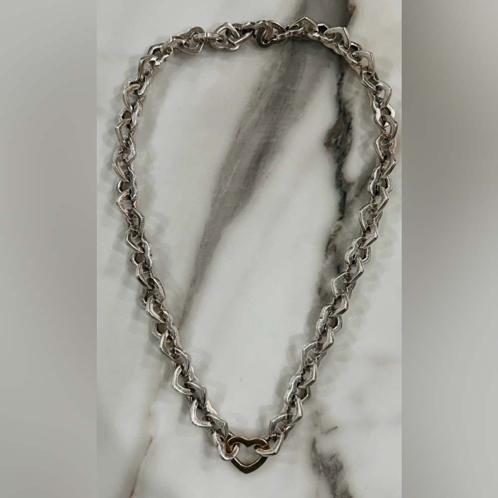 Tiffany & Co 18K Gold 925 Sterling Silver Continuous Heart Link necklace 68 Gr